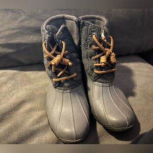 Women’s sperry boots size 5